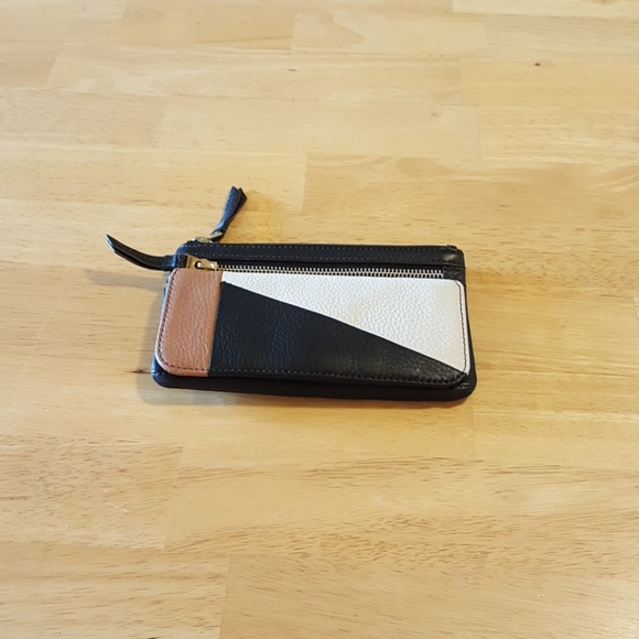 NWOT Genuine Leather Fossil Karli Clutch - Picture 5 of 7
